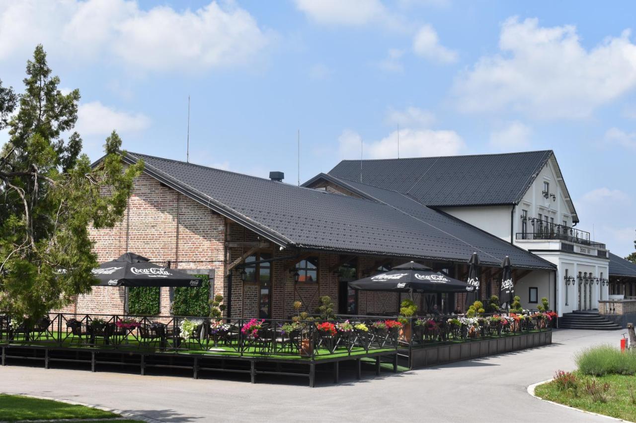 Helvecija 1880 Hotel Vrsac Eksteriør billede
